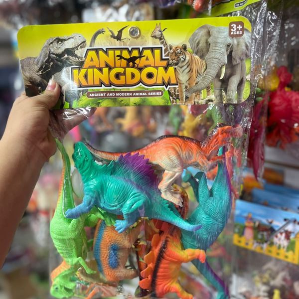 Bolsa de animales y dinosaurios Animal Kingdom