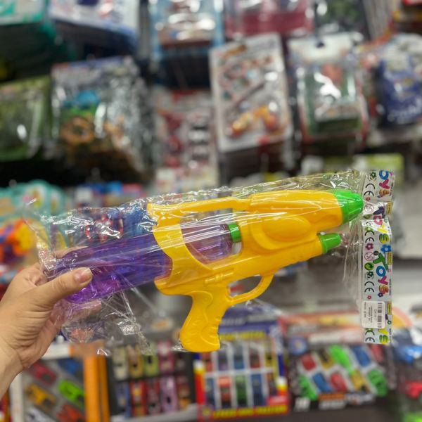 Pistola de agua mediana