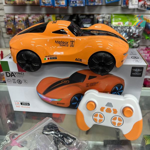 Carro deportivo a control remoto naranja