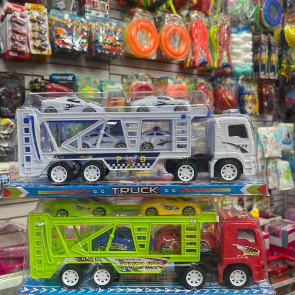 Camión niñera con carros