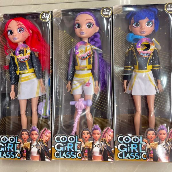 Set de 3 muñecas Cool Girl con chaqueta